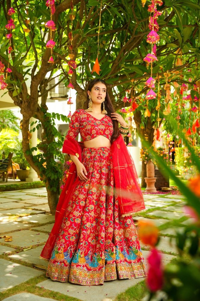PRANAVYAHEAVY LEHENGA SET