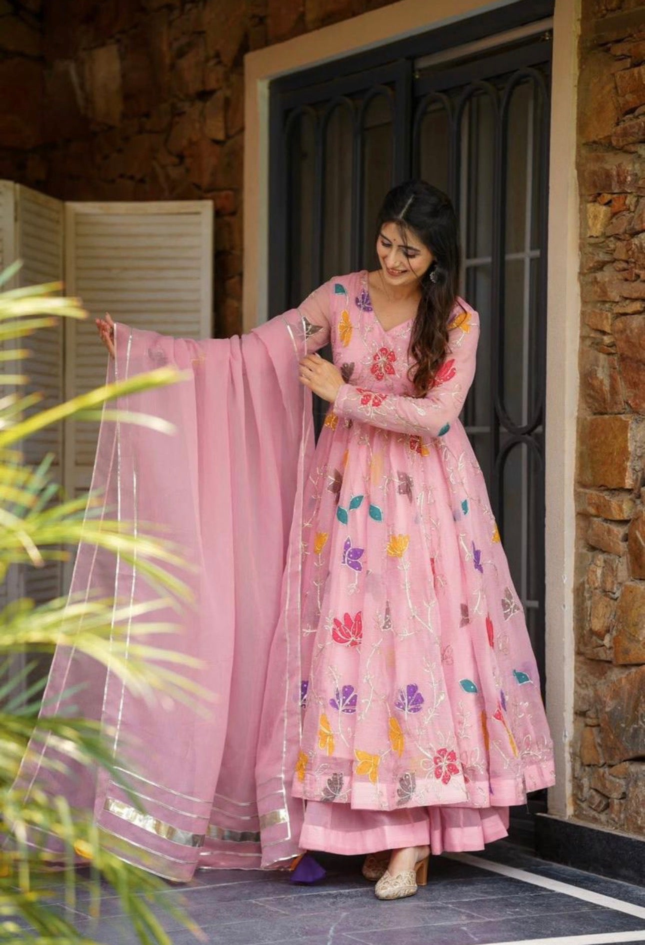 Aarohi Pinkish Charm