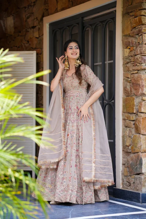 NEERJA HEAVY BEIGE MAXI SET