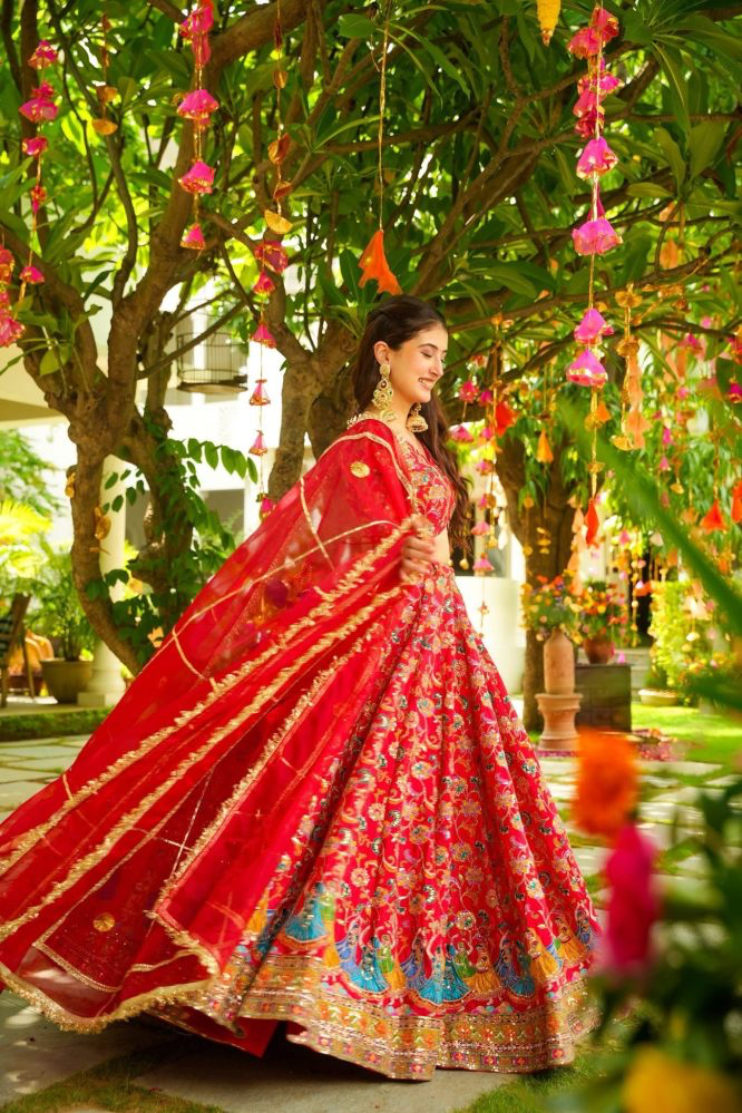 PRANAVYAHEAVY LEHENGA SET