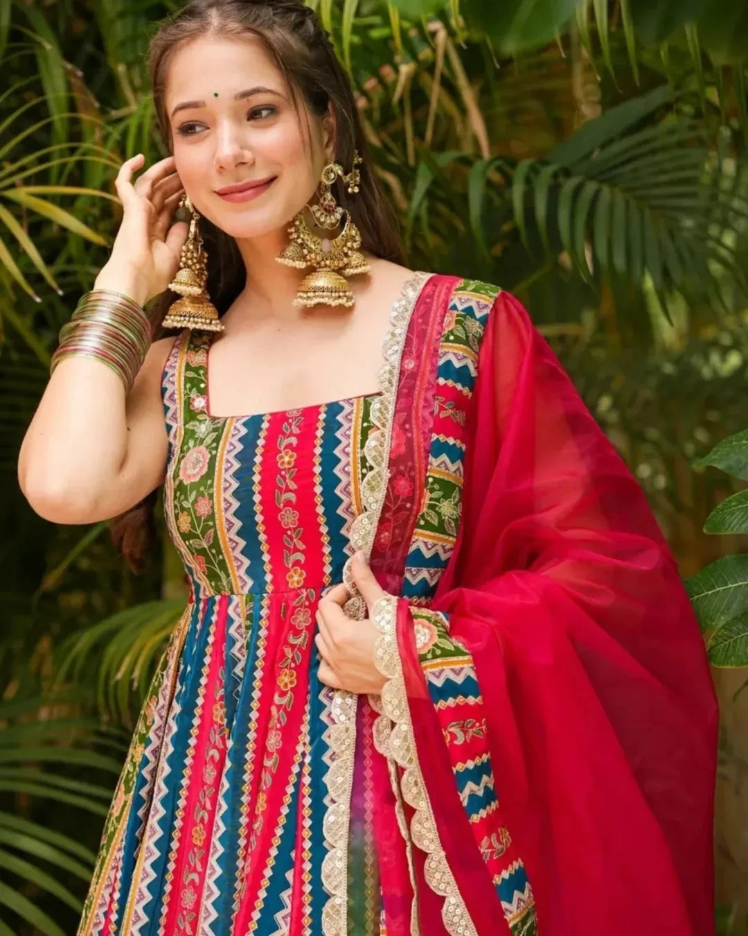 NOORANI HEAVY SUIT SET