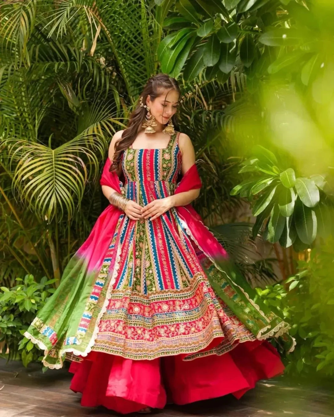 NOORANI HEAVY SUIT SET