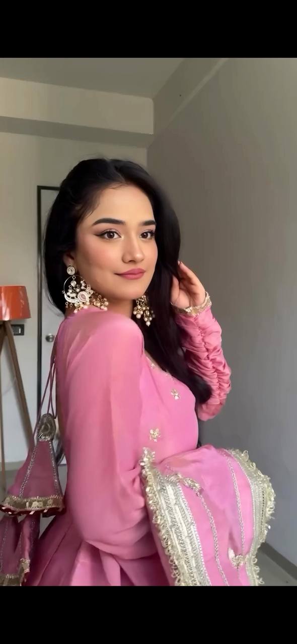 INAAYA PINK COLOUR TRENDING ANARKALI SUIT SET