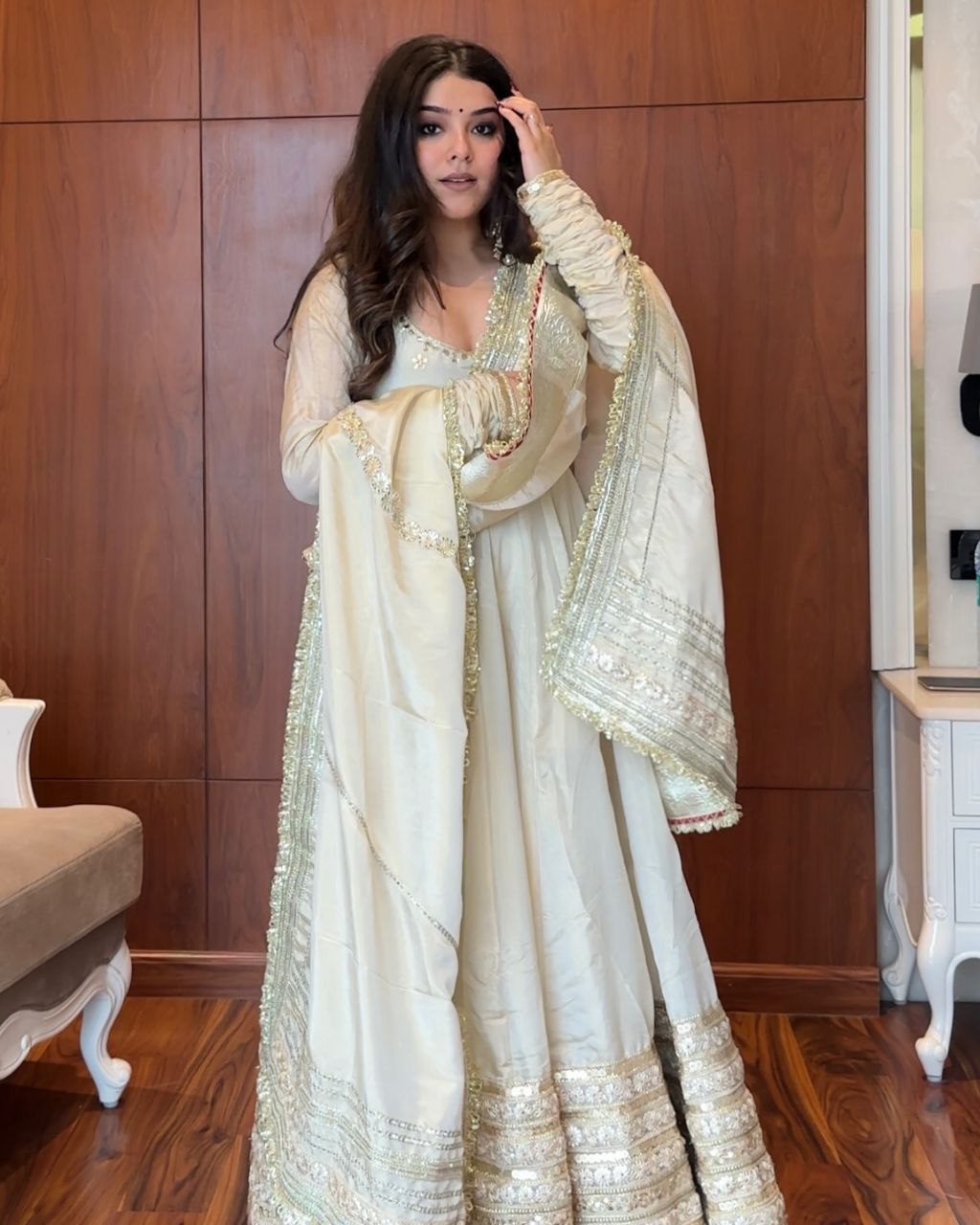 SAMAYRA OFF WHITE ANARKALI SUIT SET