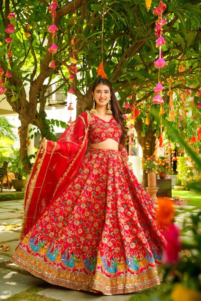 PRANAVYAHEAVY LEHENGA SET