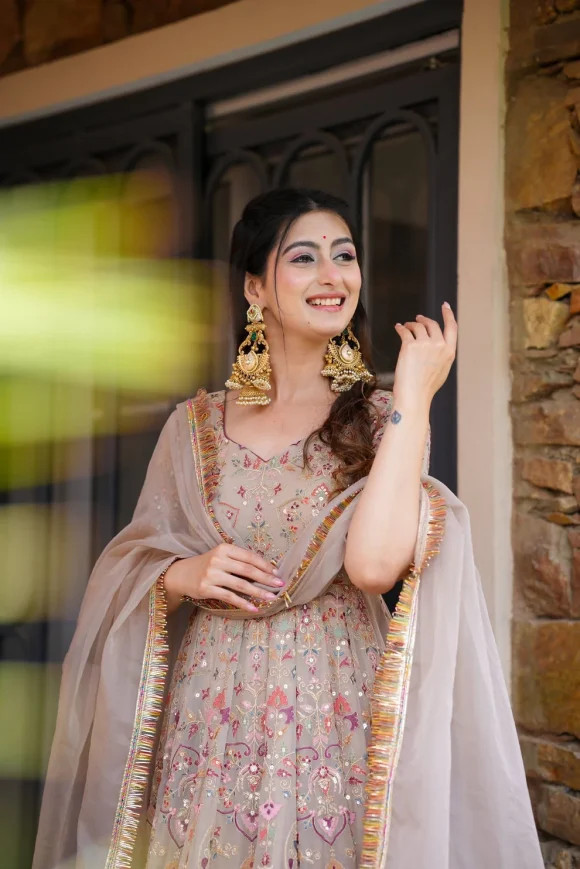 NEERJA HEAVY BEIGE MAXI SET