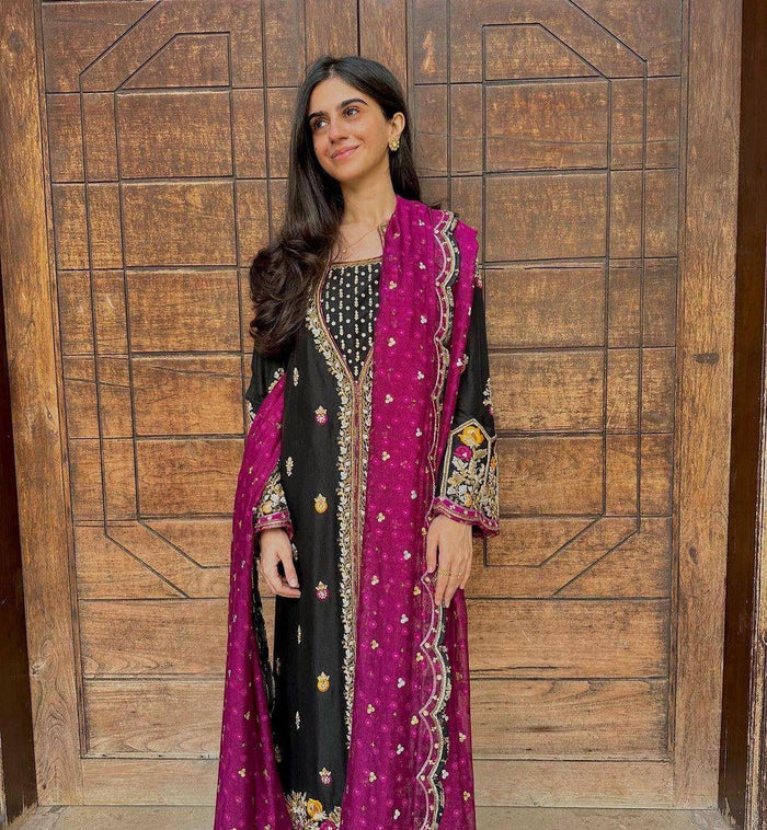 Kiyara Imperial Wine Velvet Embroidered Set