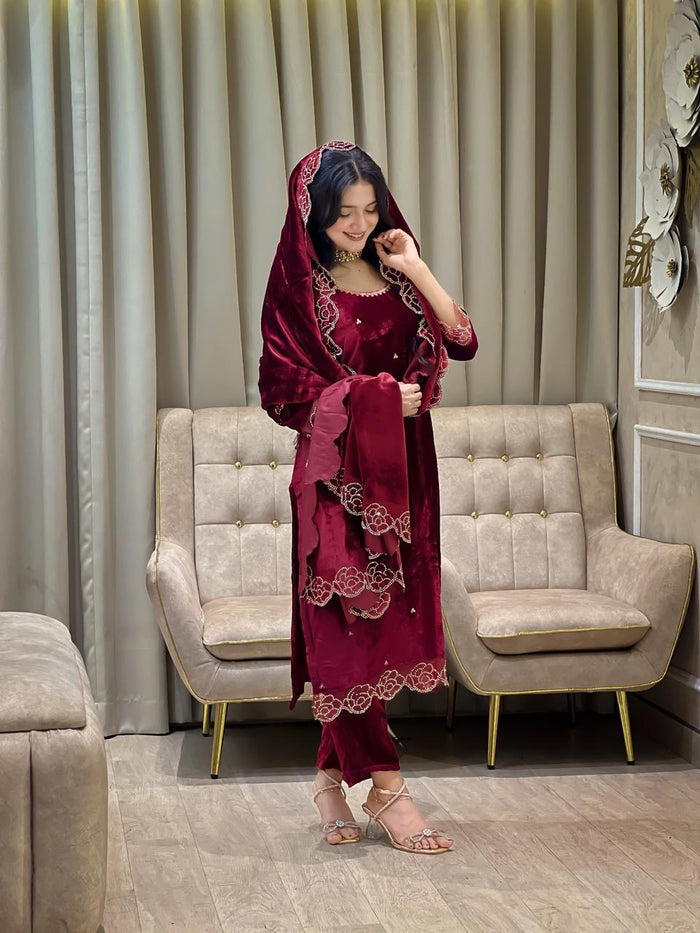 Crimson Elite Velvet Ensemble