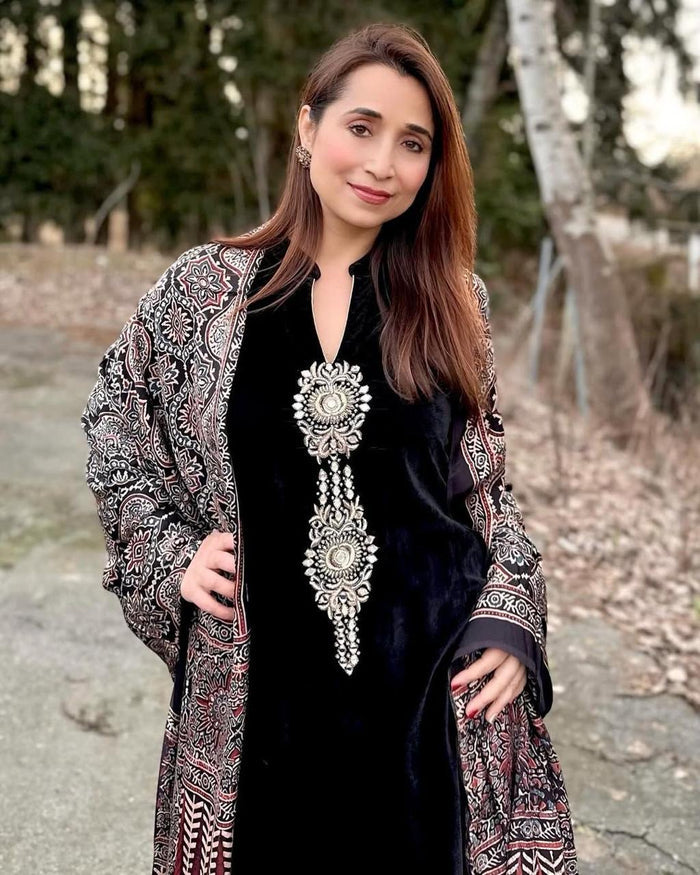 Noor Ajrakh Velvet Winter Pant Set
