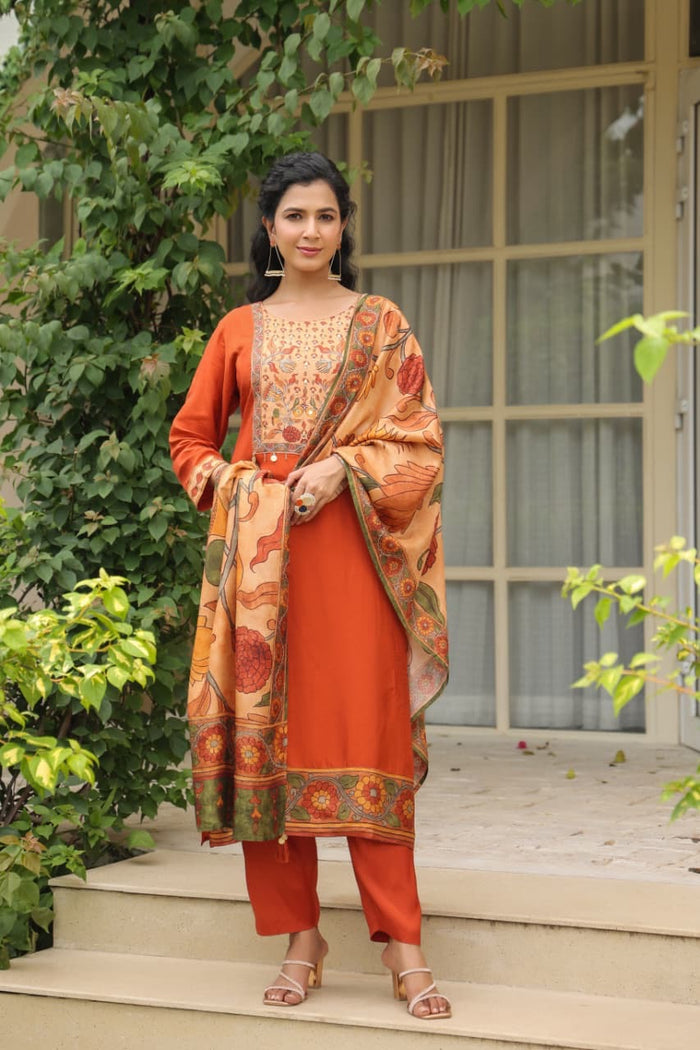 Ruhani Suit Set