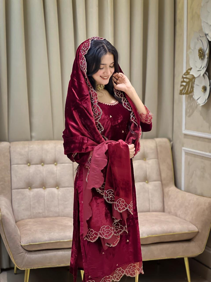 Crimson Elite Velvet Ensemble